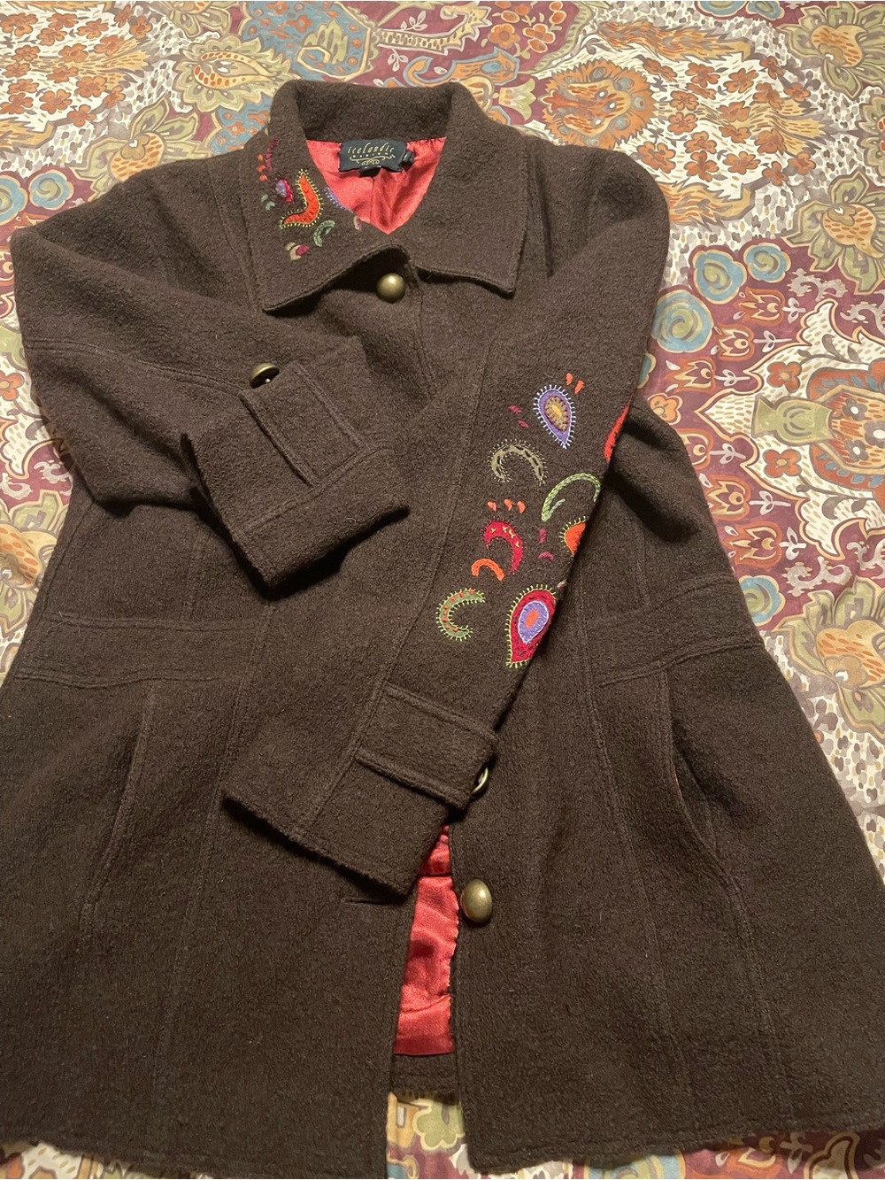 Icelandic Designs Brown Wool Embroidered Coat – Size M